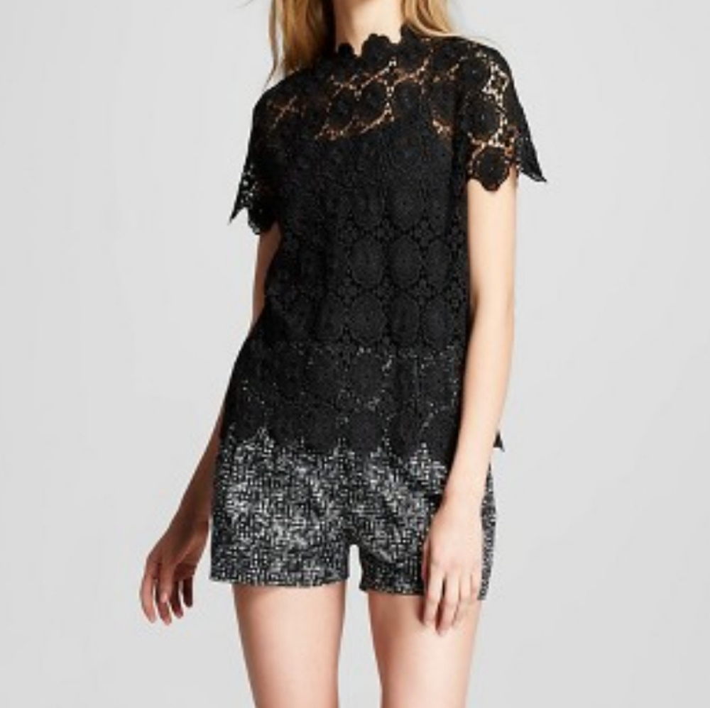 Who What Wear black lace scalloped blouse top